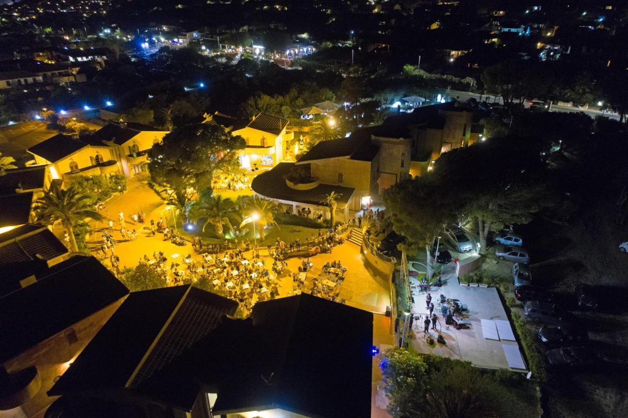 Le Residenze Di Piazza Italia Apartment Costa Rei Bagian luar foto