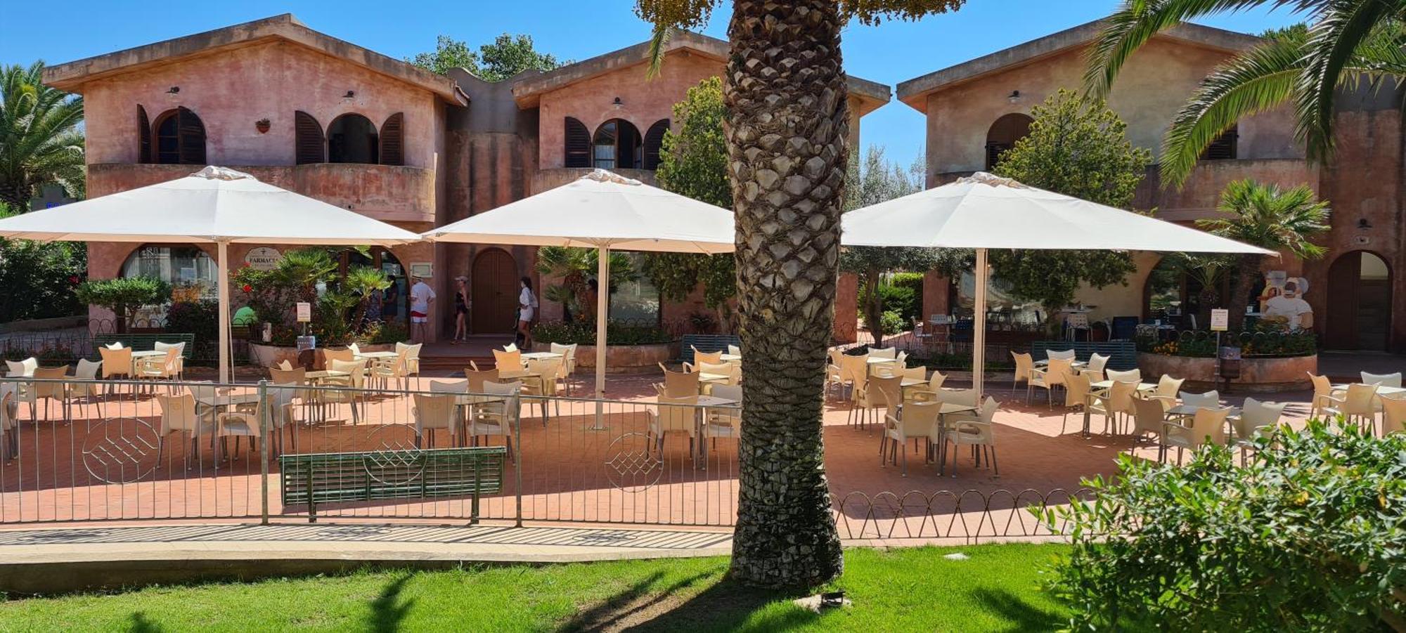 Le Residenze Di Piazza Italia Apartment Costa Rei Bagian luar foto